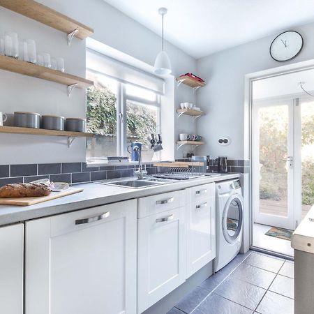 Fig Tree Cottage Уитстейбъл Екстериор снимка